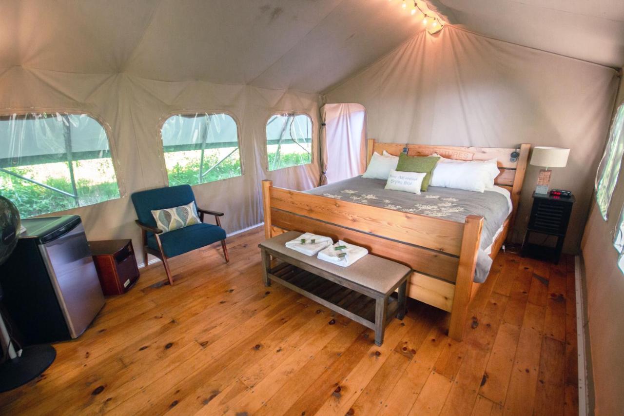 Long Point Eco-Adventures Vila Normandale Exterior foto